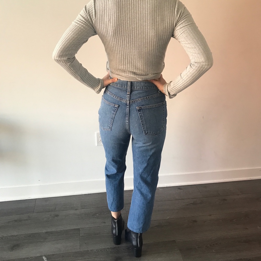 NWOT Reformation Cynthia HighRelaxed Jeans Pintuck - Picture 6 of 6